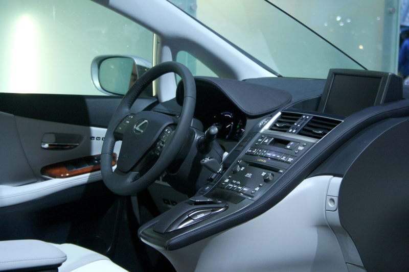 Illustration for article titled Lexus Reveals "Remote Touch" Mouse-Based, Point-And-Click Infotainment System